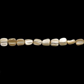 *A-1114-0912-01 - MOP 10X14MM   Corn  Natural Tan  16" String *A-1114-0912-01,Beads,Bead,Natural,Mother Of Pearl,10X14MM,Free Form,Corn,Natural Tan,China,16'' String,montreal, quebec, canada, beads, wholesale